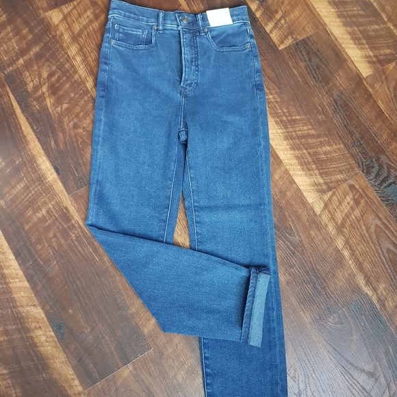 ⭐️ HIGH WAISTED DARK WASH SLIM ANKLE - Picture 4 of 7